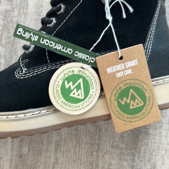 White mountain boots NWT black with plaid detailing - Picture 6 of 6